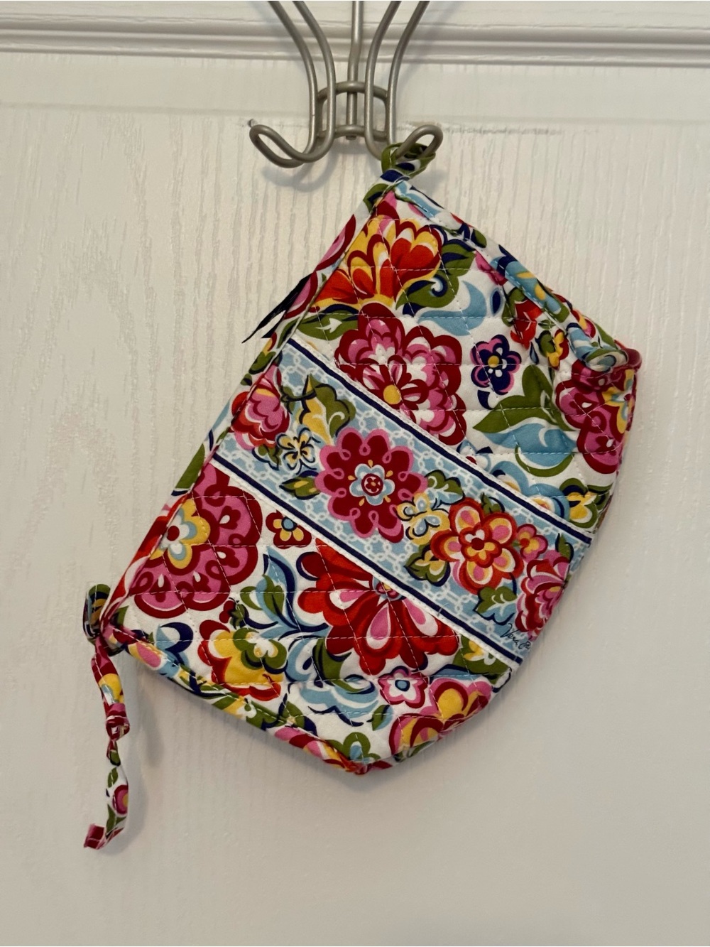 Vera Bradley Multicolor Floral Quilted Makeup Bag